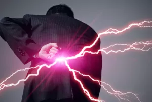 how to get a slipped disc back in place